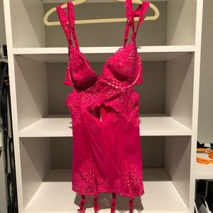 NWT Victoria’s Secret lingerie size 34 C